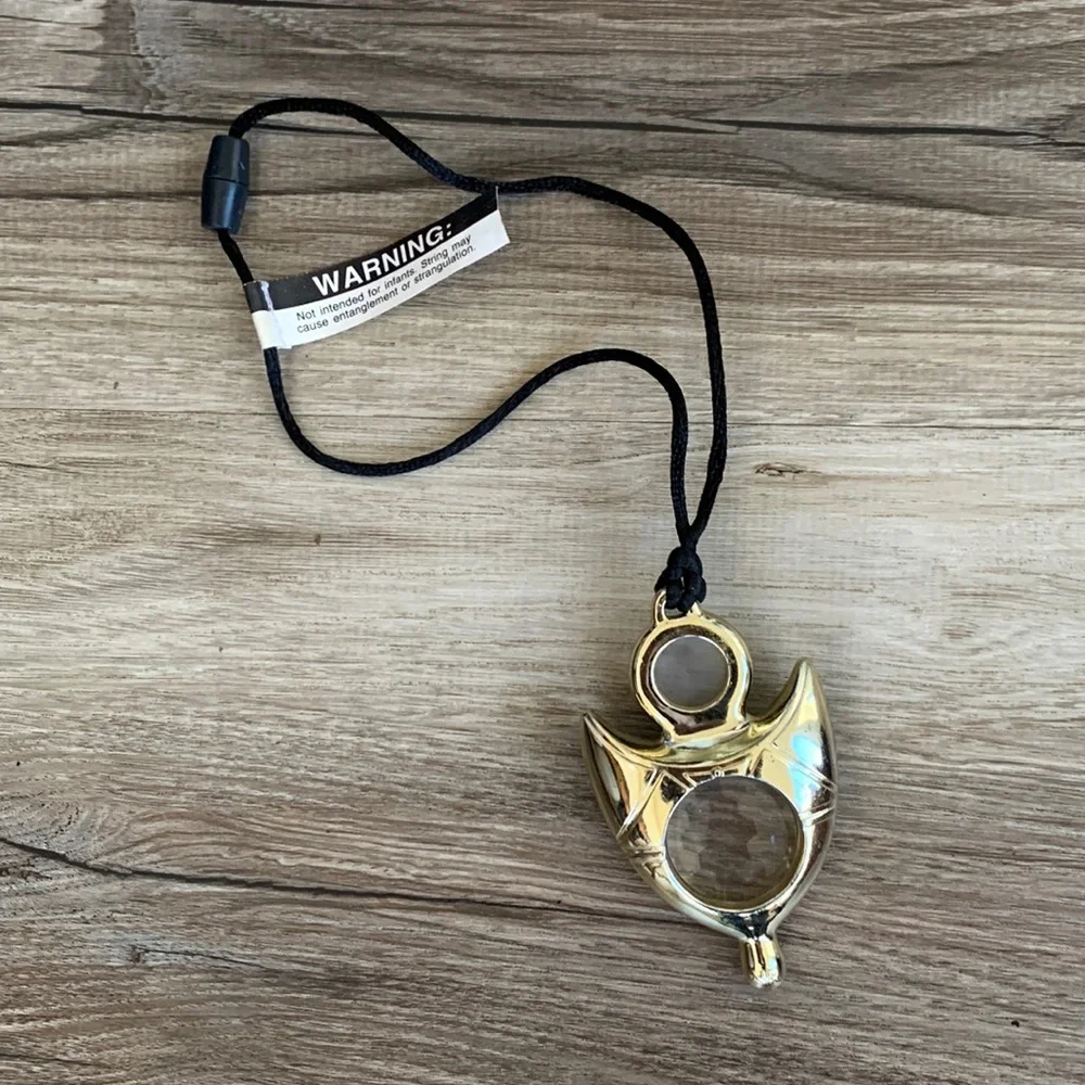 Vintage 1995 Saban Power Ranger Crystal Necklace Powerranger Bandai Toy Jewelry